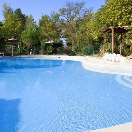 ホテルCamping L'Eau Vive Dauphin エクステリア 写真