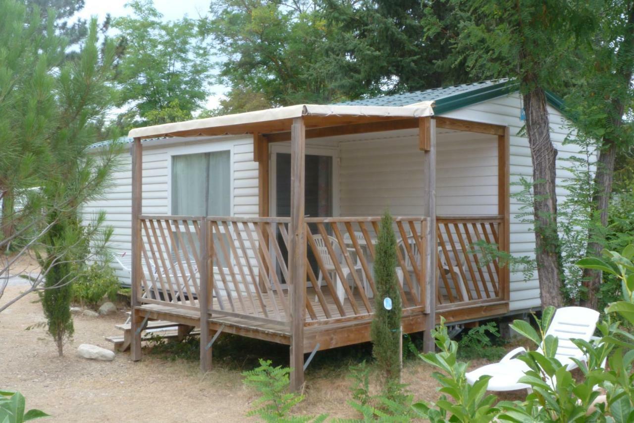 ホテルCamping L'Eau Vive Dauphin エクステリア 写真