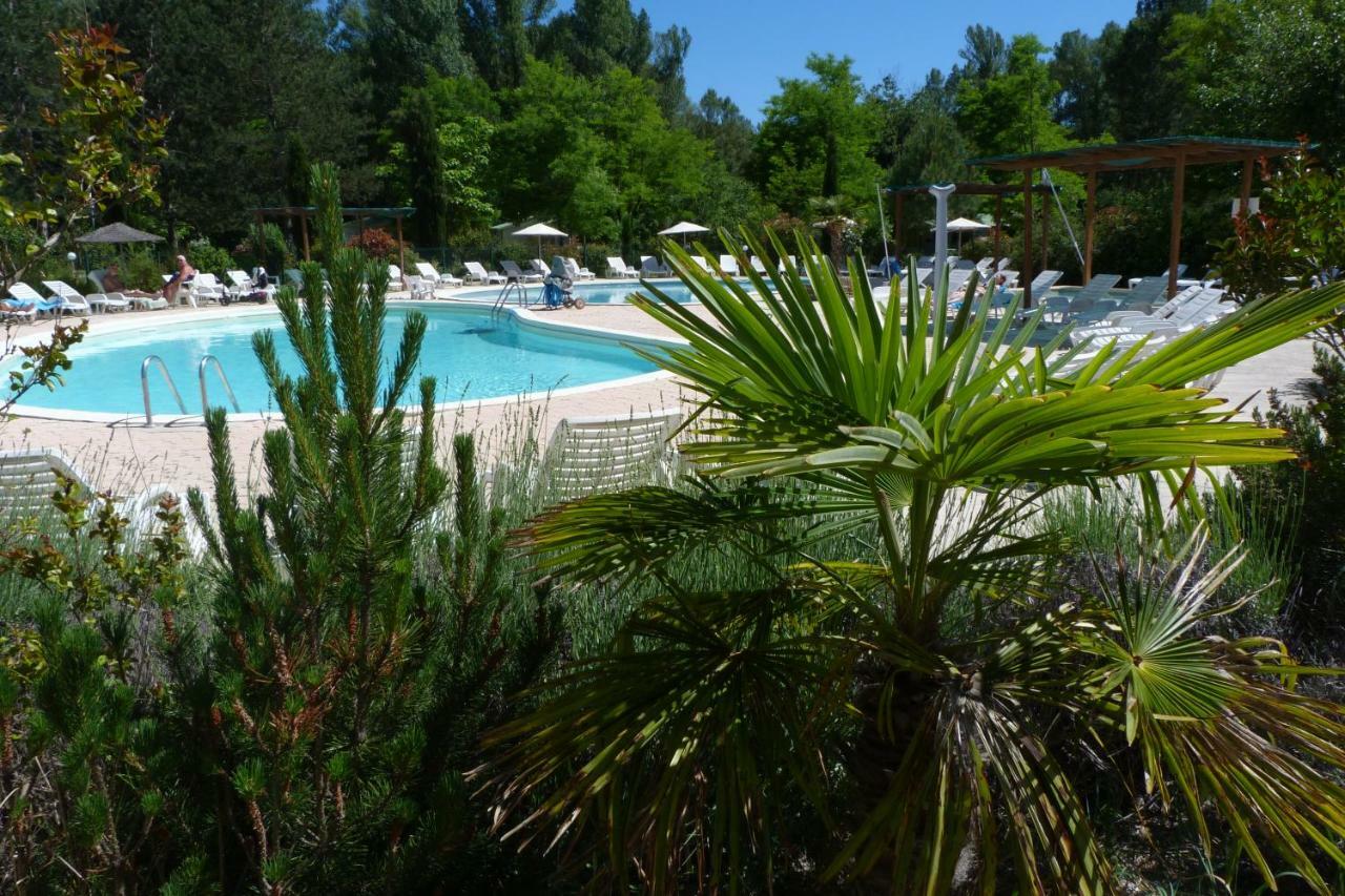 ホテルCamping L'Eau Vive Dauphin エクステリア 写真