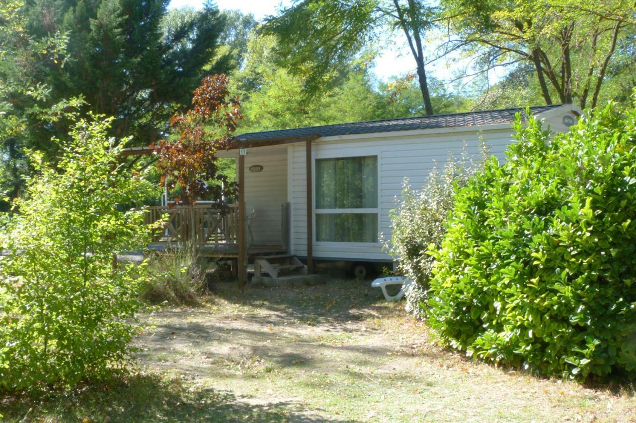 ホテルCamping L'Eau Vive Dauphin エクステリア 写真